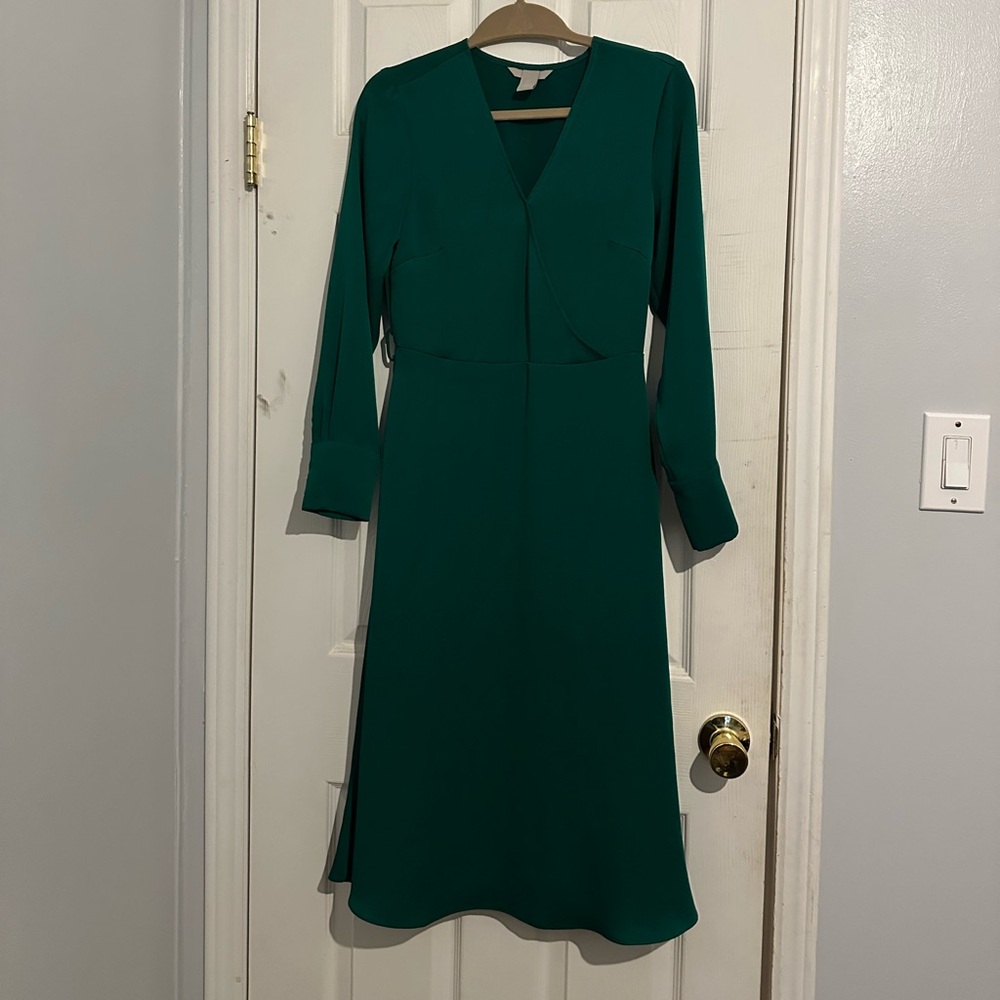 H & M Elegant Green Women's Dress size‎ 4